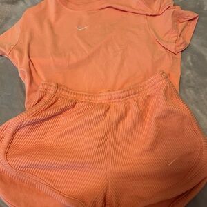 Nike Coral Apparel Set